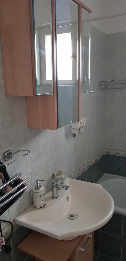 Happy House Apartment Zalakaros Ngoại thất bức ảnh